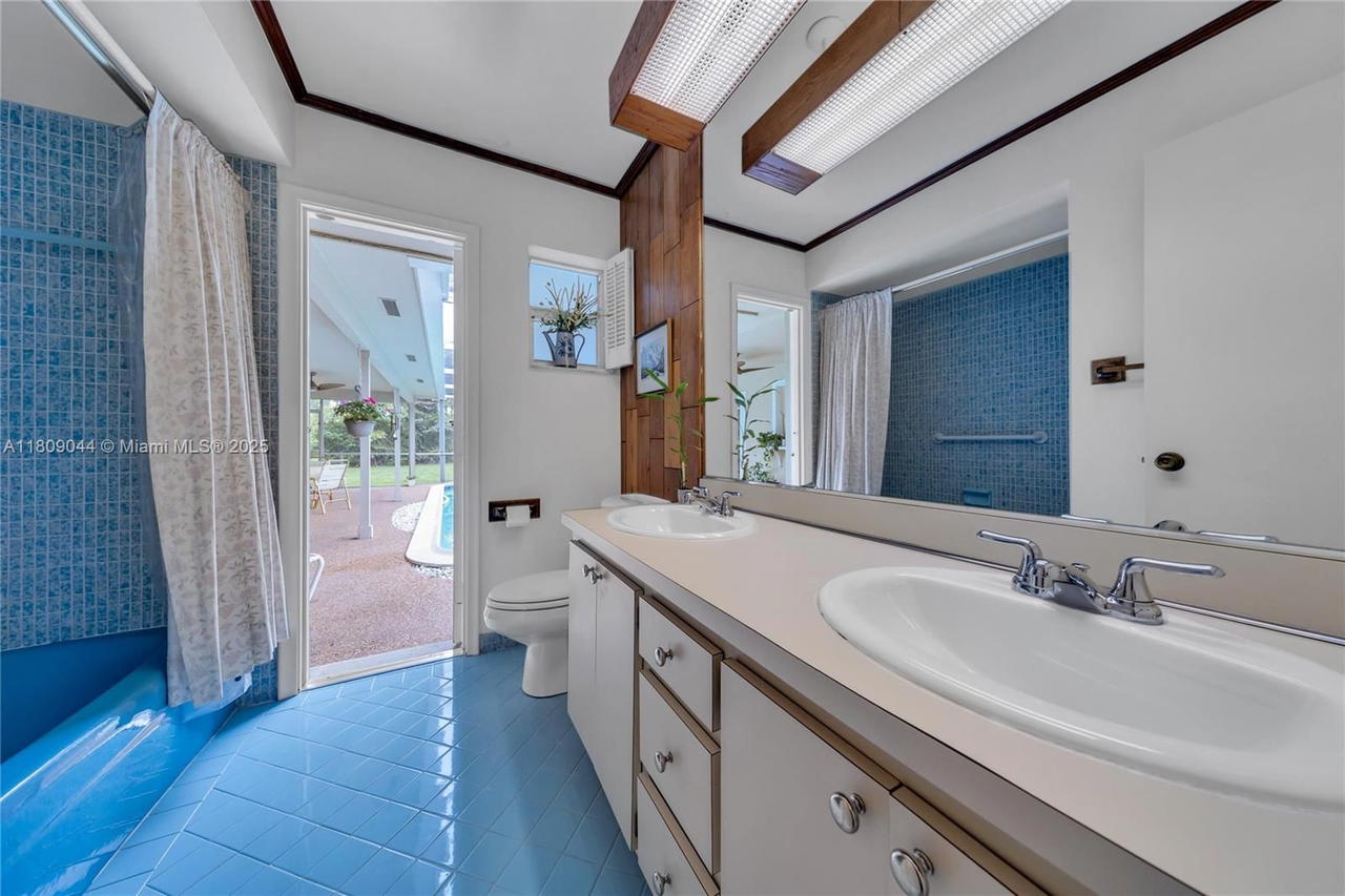 Real estate property located at 7541 9th St, Broward, Royal Palm Estates Sec Th, Plantation, FL