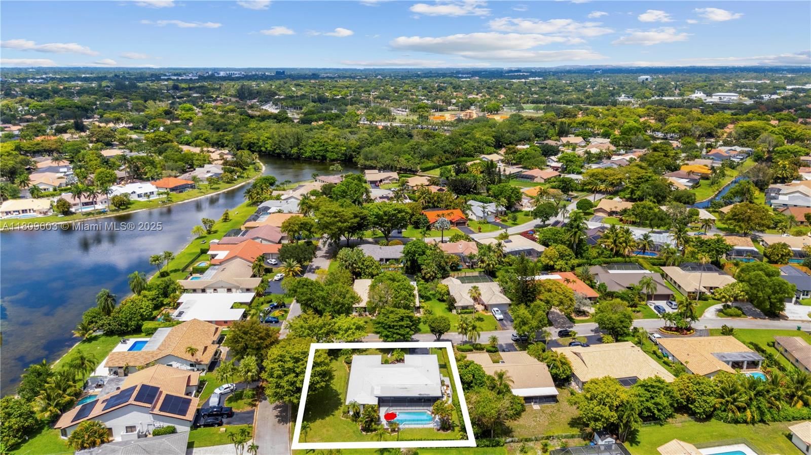 Real estate property located at 988 110th Ave, Broward, Cypress Run, Coral Springs, FL