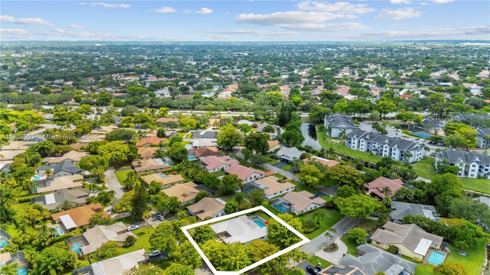 Real estate property located at 988 110th Ave, Broward, Cypress Run, Coral Springs, FL