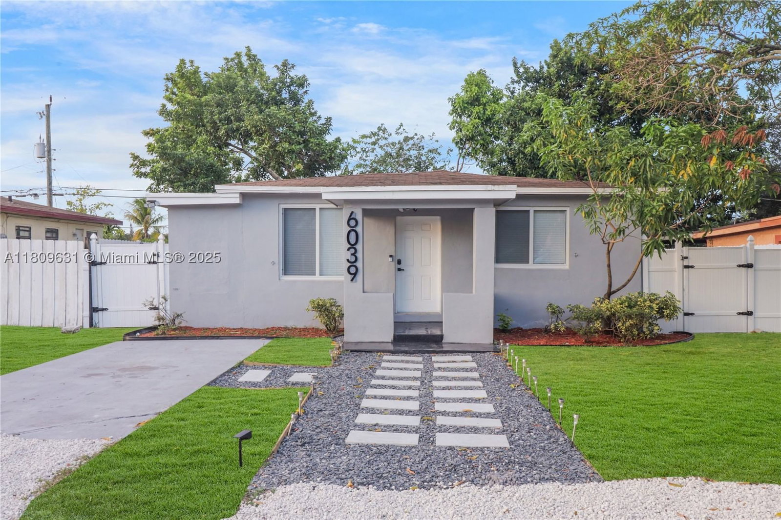 Real estate property located at 6039 38th St, Broward, Sun Land Park, Miramar, FL