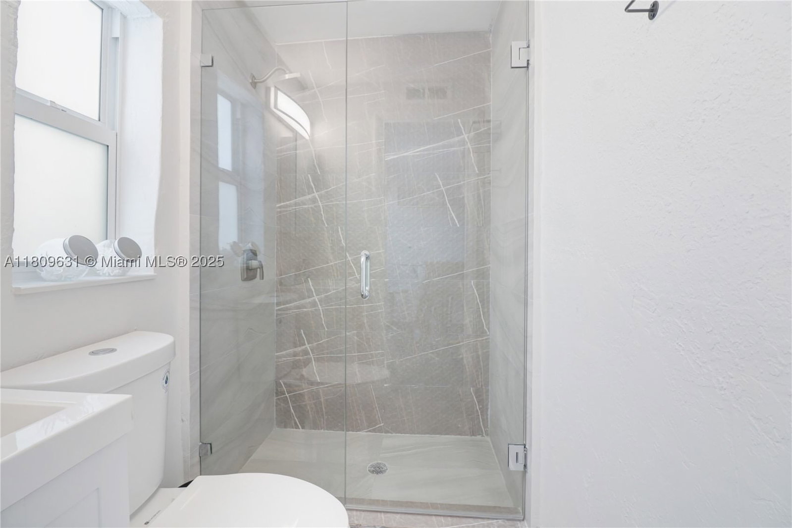 Real estate property located at 6039 38th St, Broward, Sun Land Park, Miramar, FL