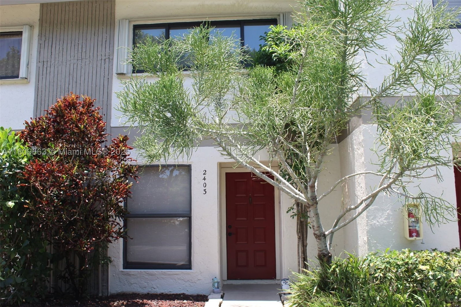 Real estate property located at 3044 Oakland Forest Dr #2403, Broward, Pines Of Oakland, Oakland Park, FL