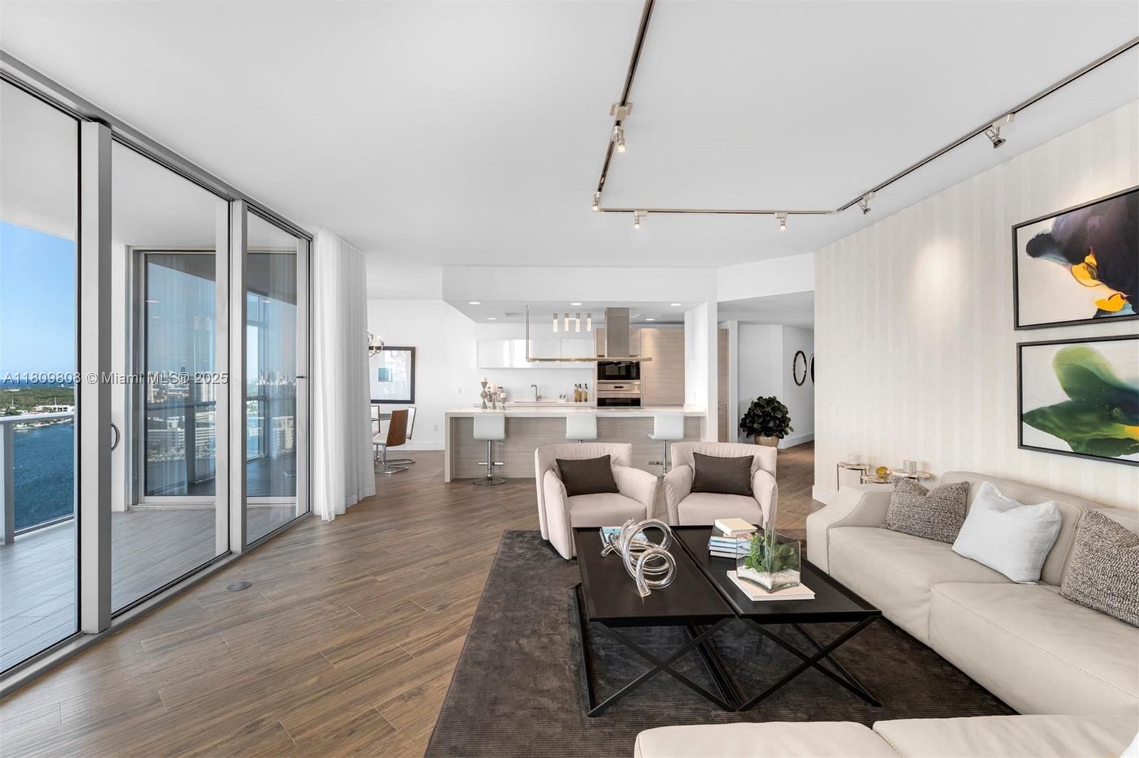 Real estate property located at 17301 Biscayne Blvd #2210, Miami-dade, Marina Palms Residences N, North Miami Beach, FL