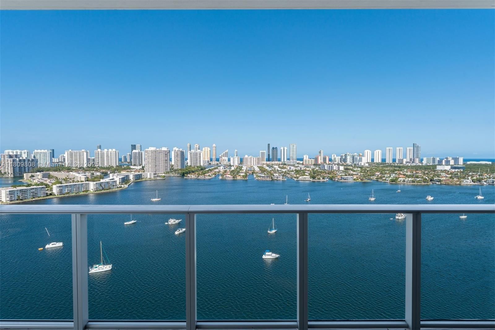 Real estate property located at 17301 Biscayne Blvd #2210, Miami-dade, Marina Palms Residences N, North Miami Beach, FL