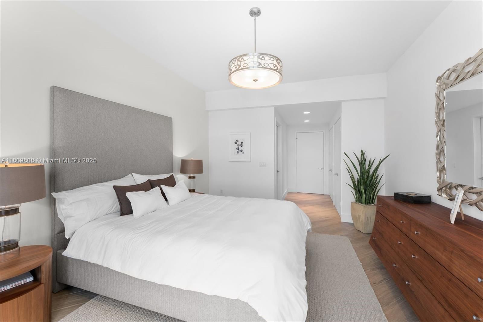 Real estate property located at 17301 Biscayne Blvd #2210, Miami-dade, Marina Palms Residences N, North Miami Beach, FL