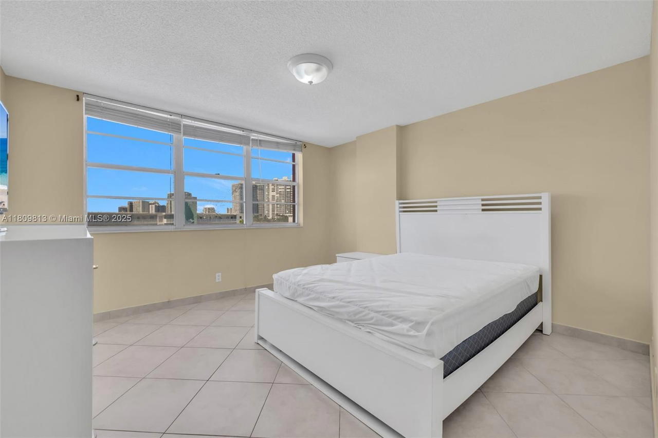 Real estate property located at 3161 OCEAN DR #607, Broward, Clifton Condo, Hallandale Beach, FL