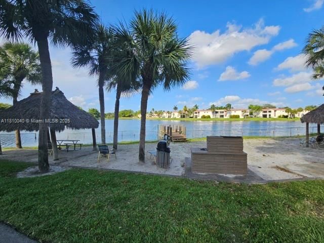 Real estate property located at 900 Colony Point Cir #505, Broward, Colony Point 1 Condo, Pembroke Pines, FL