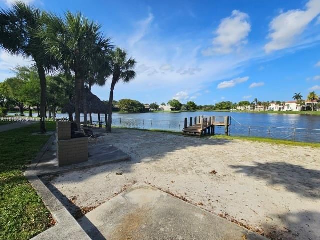 Real estate property located at 900 Colony Point Cir #505, Broward, Colony Point 1 Condo, Pembroke Pines, FL