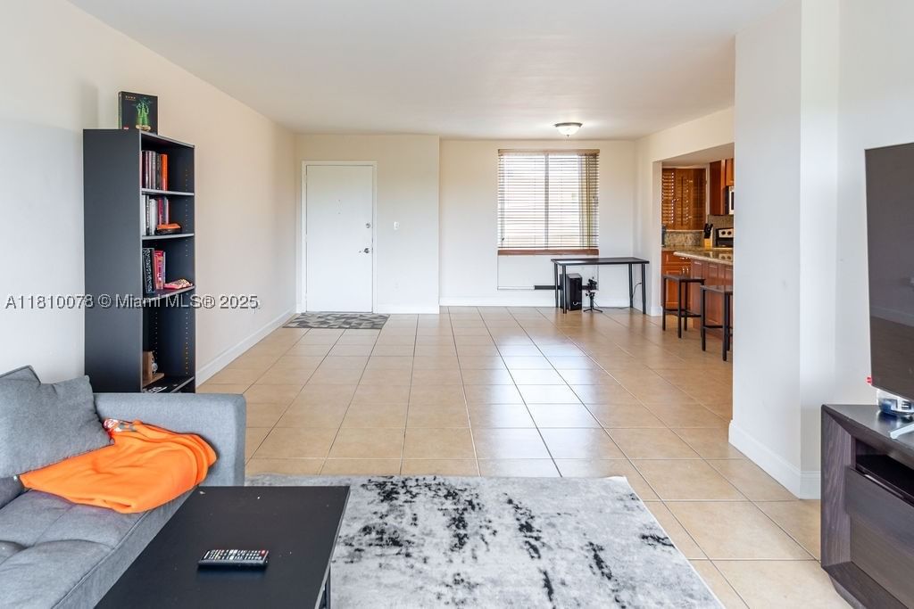 Real estate property located at 9110 Fontainebleau Blvd #502, Miami-dade, Parkside No 1 Condo - Bld, Miami, FL
