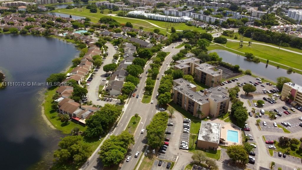 Real estate property located at 9110 Fontainebleau Blvd #502, Miami-dade, Parkside No 1 Condo - Bld, Miami, FL