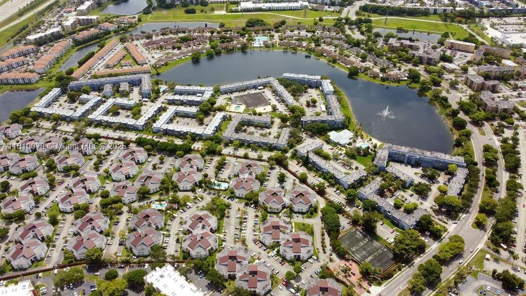 Real estate property located at 9110 Fontainebleau Blvd #502, Miami-dade, Parkside No 1 Condo - Bld, Miami, FL