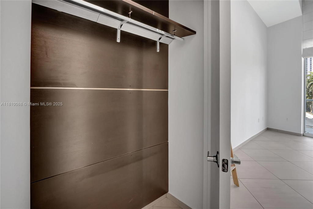 Real estate property located at 1900 Bayshore Dr #507, Miami-dade, Quantum On The Bay Condo, Miami, FL