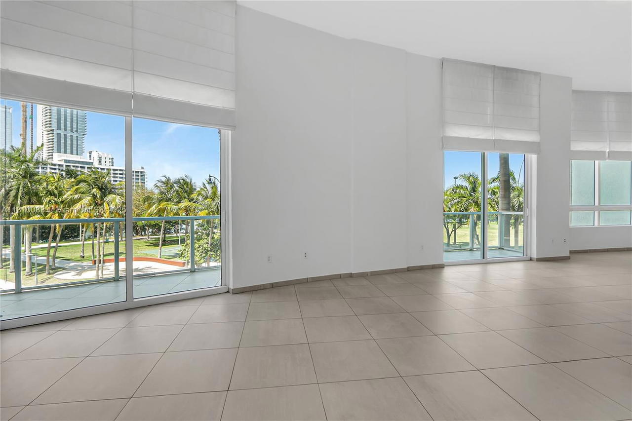 Real estate property located at 1900 Bayshore Dr #507, Miami-dade, Quantum On The Bay Condo, Miami, FL