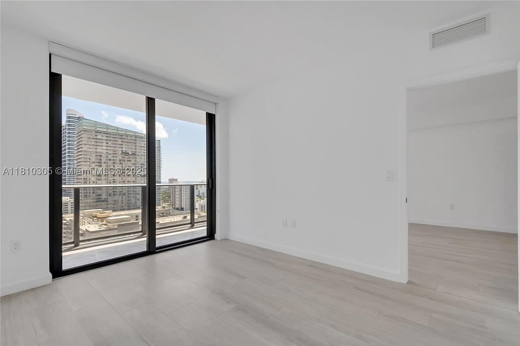 Real estate property located at 45 9th St #2105, Miami-dade, Brickell Heights East Con, Miami, FL