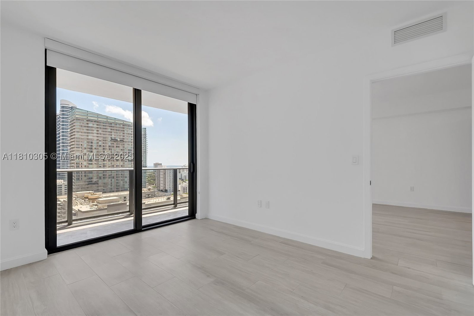 Real estate property located at 45 9th St #2105, Miami-dade, Brickell Heights East Con, Miami, FL