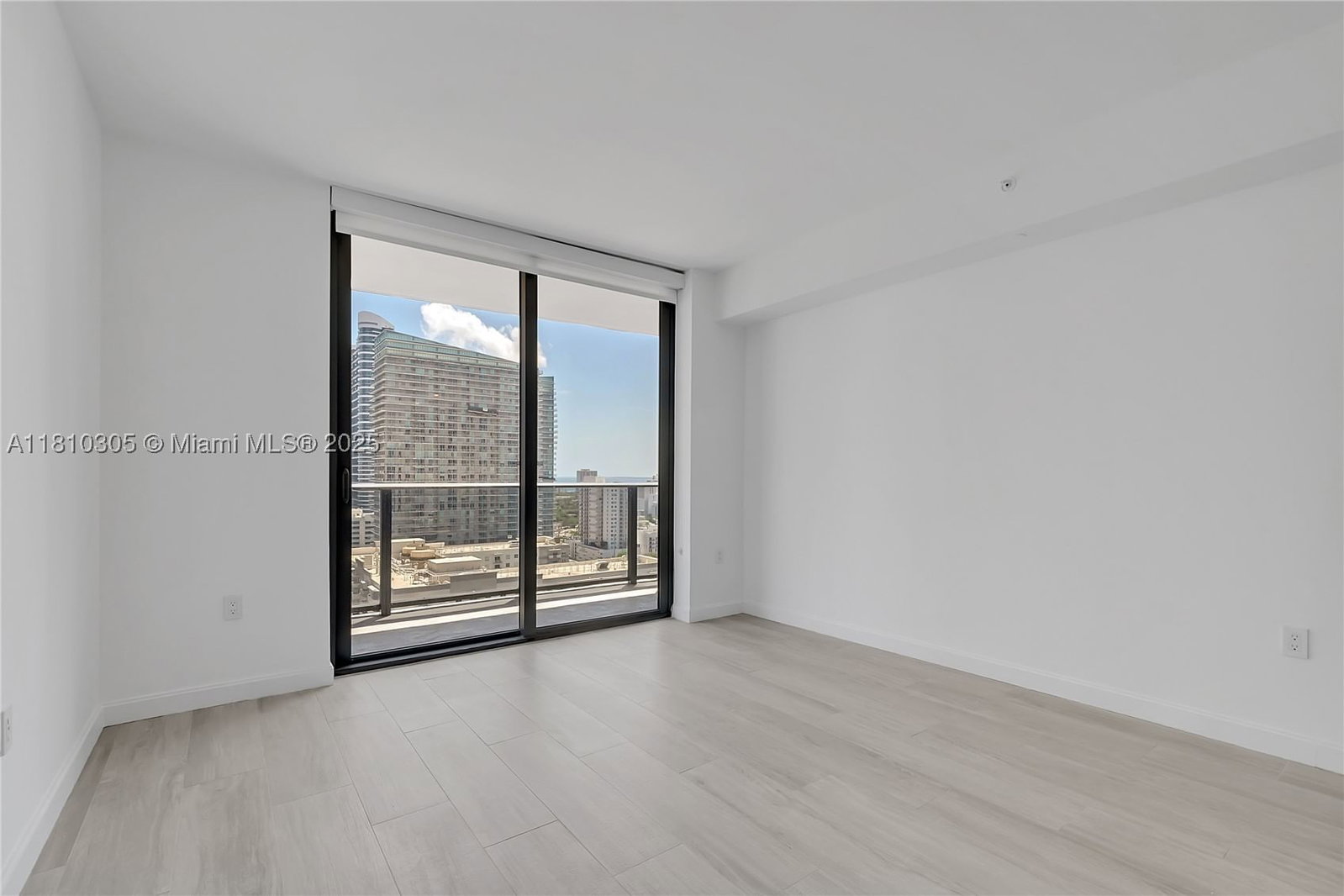 Real estate property located at 45 9th St #2105, Miami-dade, Brickell Heights East Con, Miami, FL