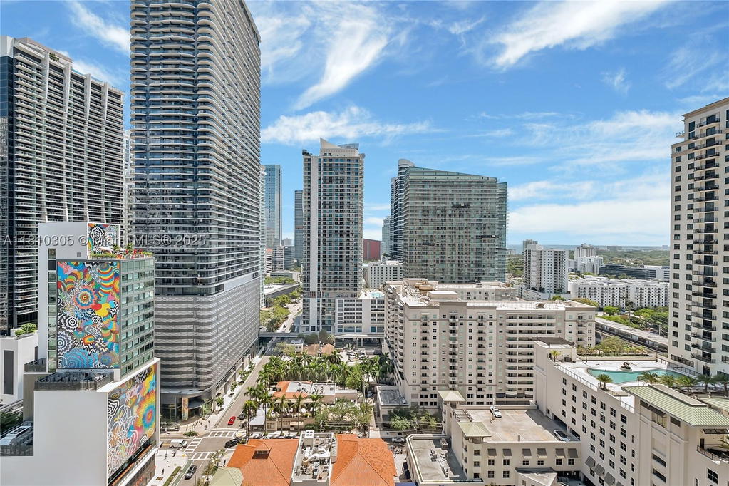 Real estate property located at 45 9th St #2105, Miami-dade, Brickell Heights East Con, Miami, FL