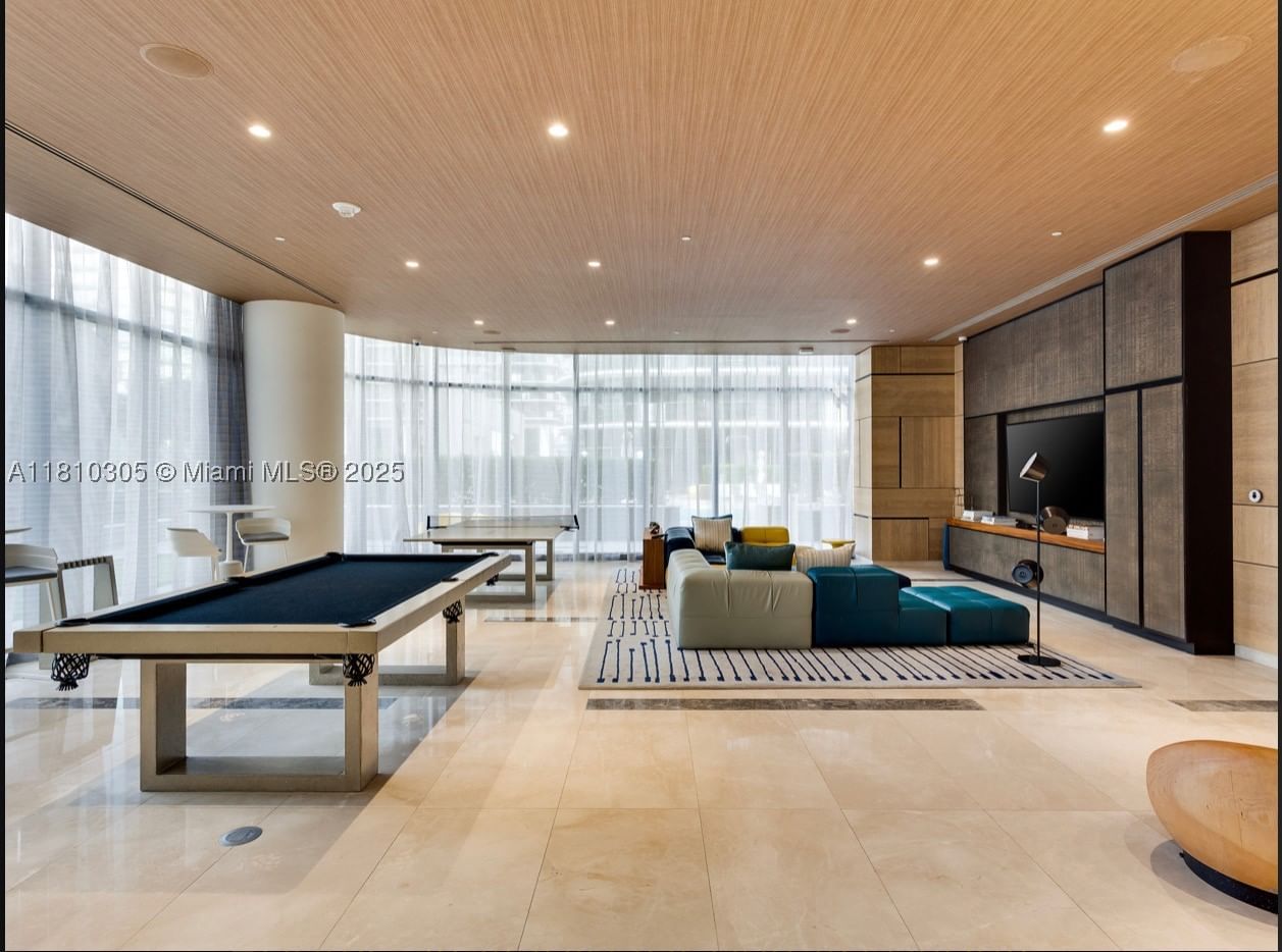 Real estate property located at 45 9th St #2105, Miami-dade, Brickell Heights East Con, Miami, FL