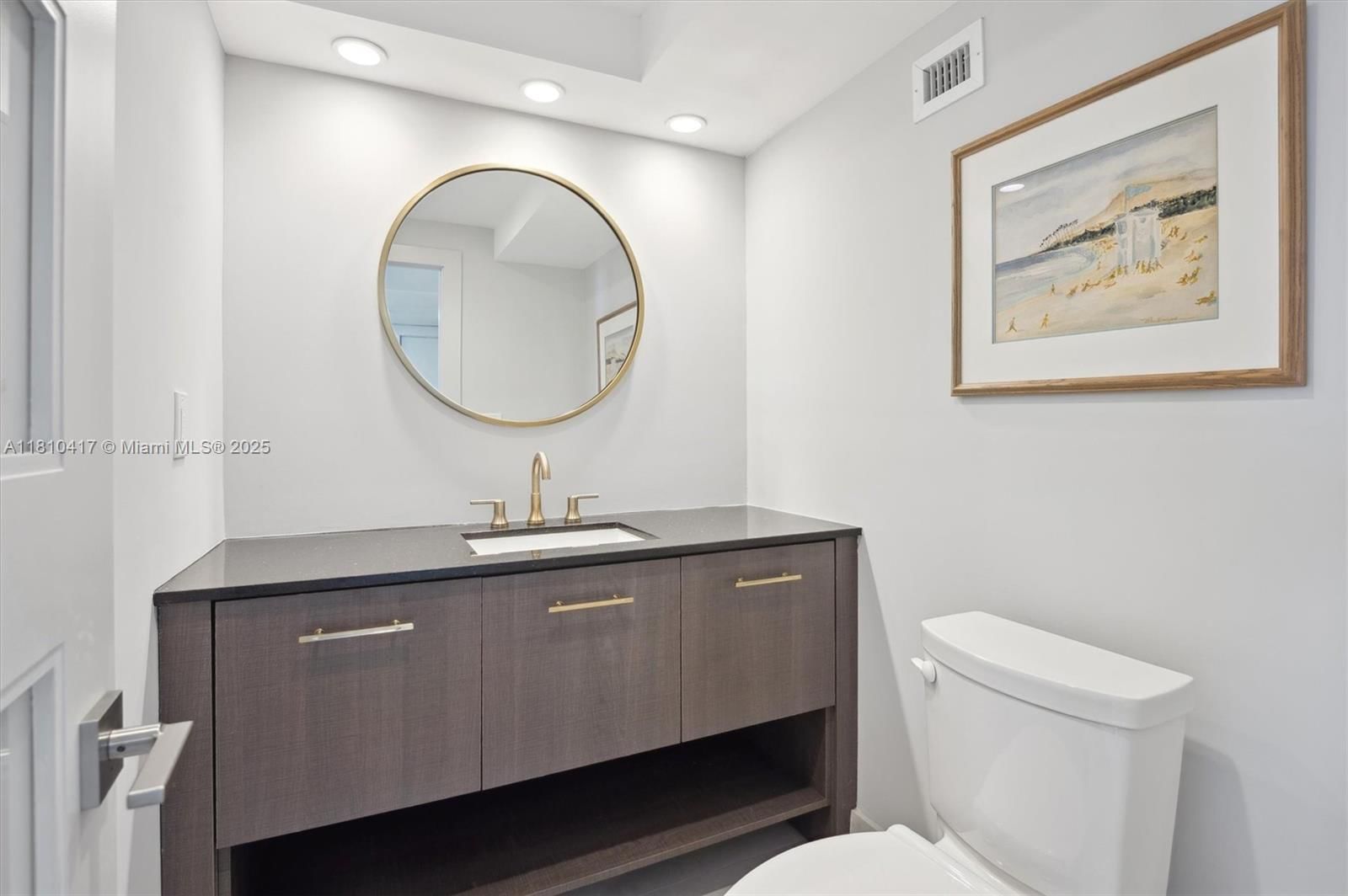 Real estate property located at 4101 Pine Tree Dr #1715, Miami-dade, Tower Forty One Condo, Miami Beach, FL