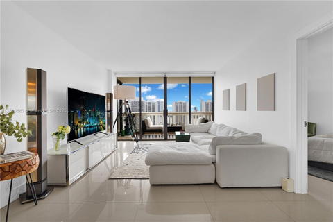 Real estate property located at 1000 Island Blvd #2508, Miami-dade, 1000 Williams Island, Aventura, FL