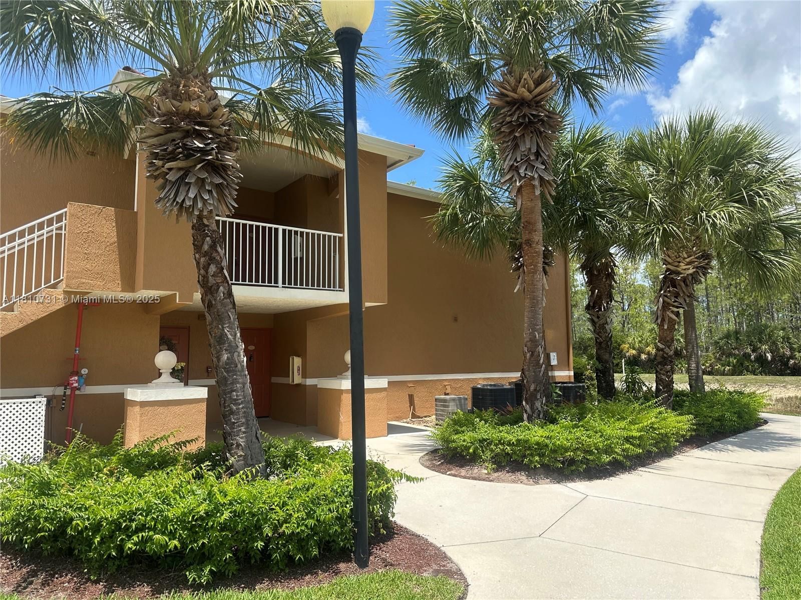Real estate property located at 1875 Florida Club Dr #7112, Collier, 1875 Napoli Luxury, Naples, FL