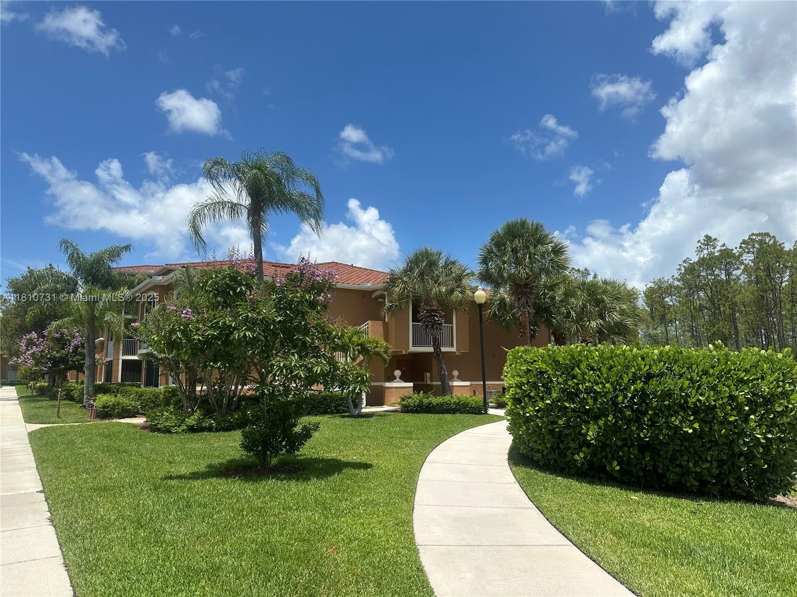 Real estate property located at 1875 Florida Club Dr #7112, Collier, 1875 Napoli Luxury, Naples, FL