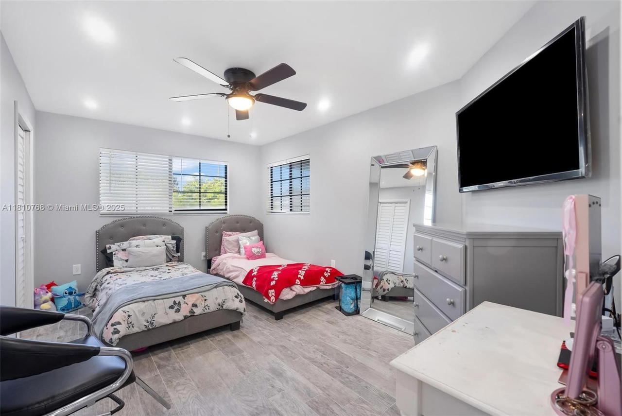 Real estate property located at 469 207th Ln #205, Miami-dade, Carmel Lakes Condo No 1, Miami, FL