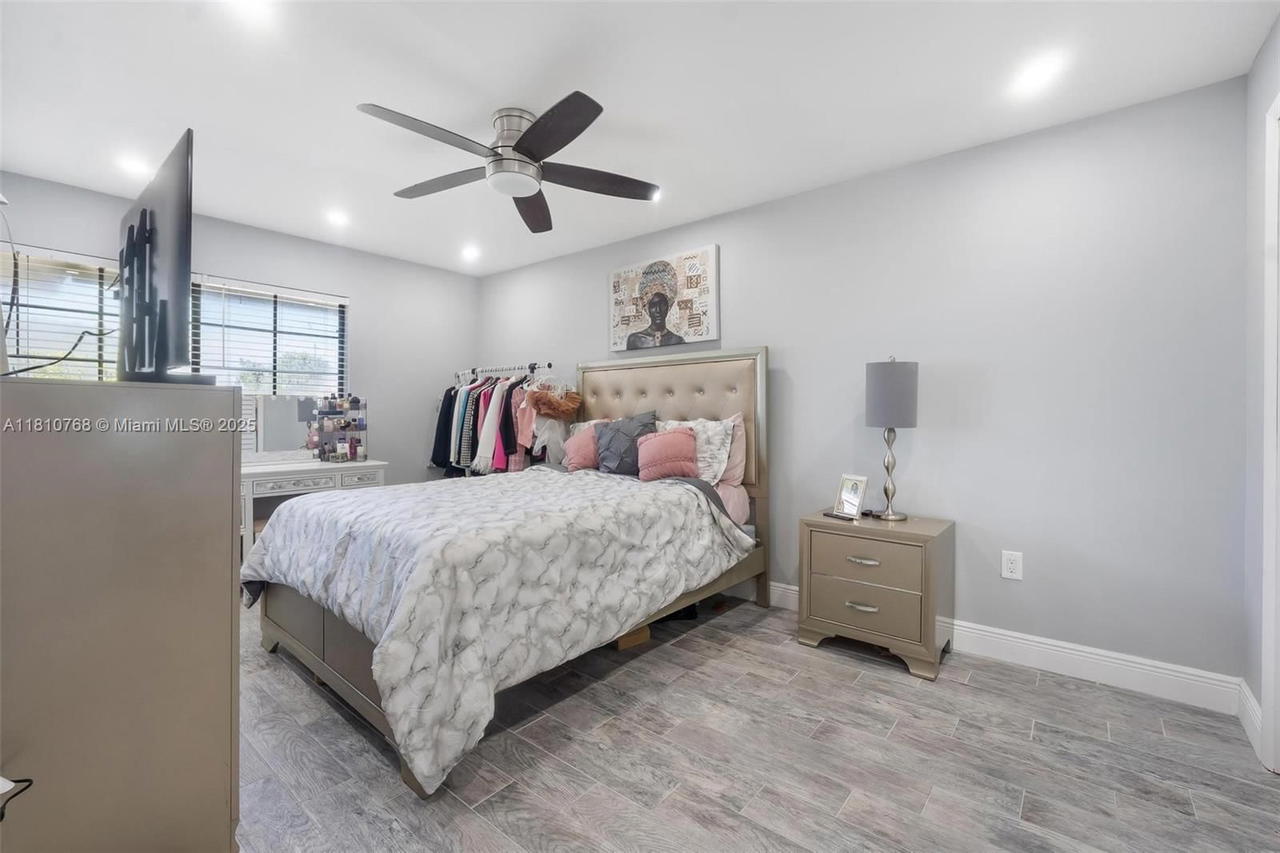 Real estate property located at 469 207th Ln #205, Miami-dade, Carmel Lakes Condo No 1, Miami, FL