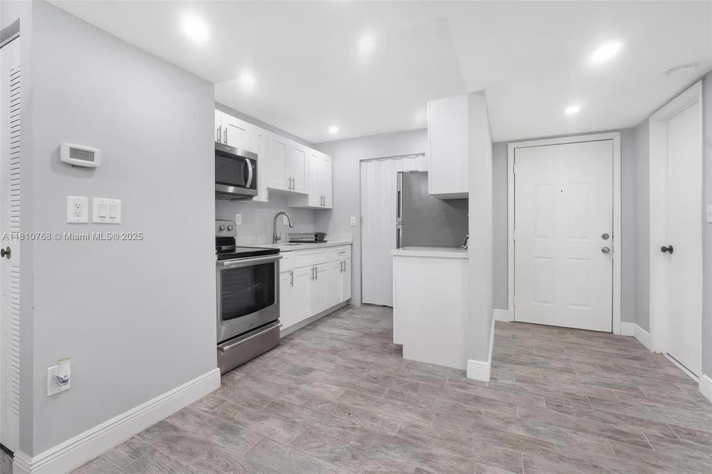 Real estate property located at 469 207th Ln #205, Miami-dade, Carmel Lakes Condo No 1, Miami, FL