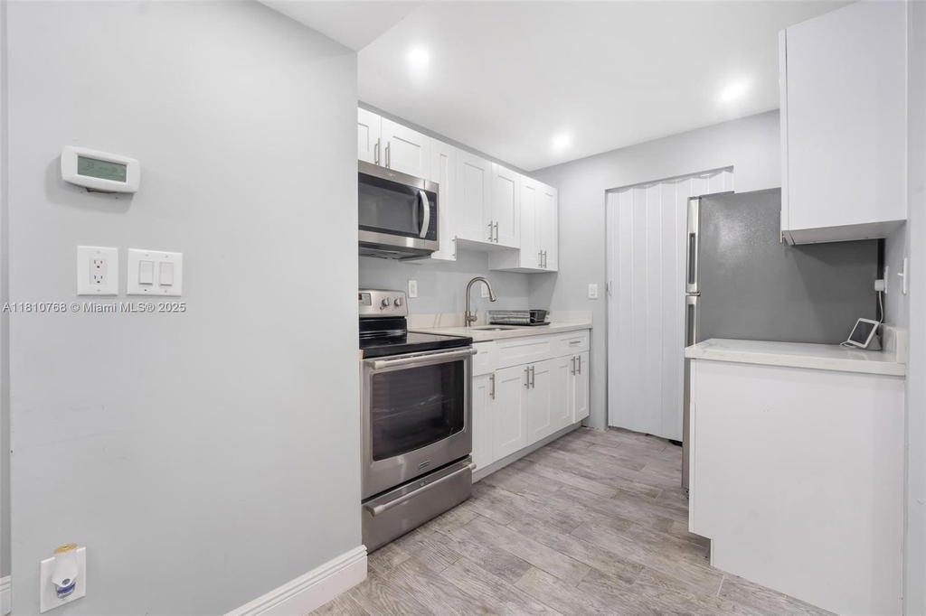 Real estate property located at 469 207th Ln #205, Miami-dade, Carmel Lakes Condo No 1, Miami, FL