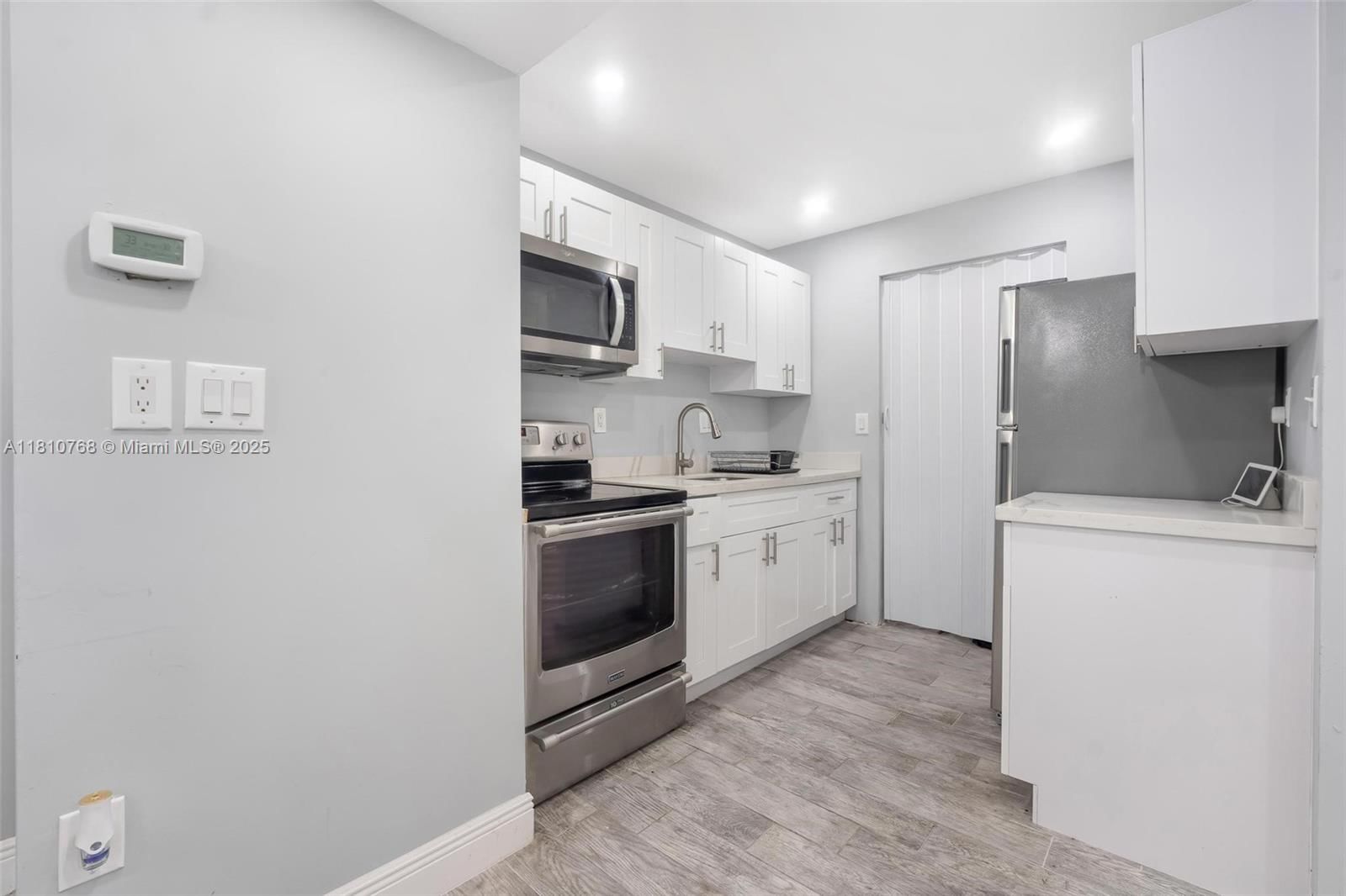 Real estate property located at 469 207th Ln #205, Miami-dade, Carmel Lakes Condo No 1, Miami, FL