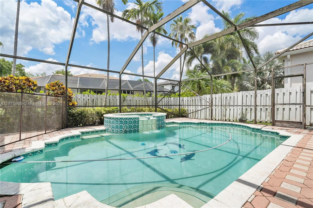 Real estate property located at 1357 Camellia Ln, Broward, Sector 6 East, Weston, FL