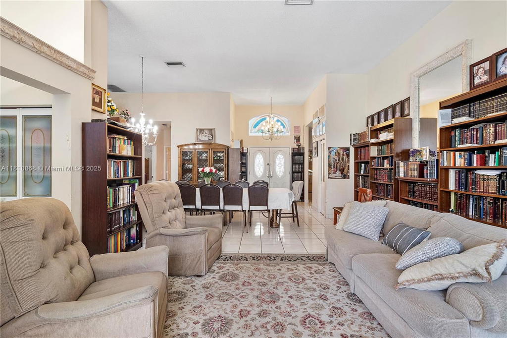 Real estate property located at 1357 Camellia Ln, Broward, Sector 6 East, Weston, FL