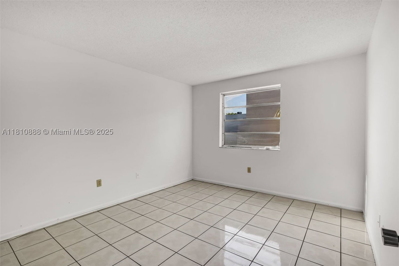 Real estate property located at 325 72nd Ave #301, Miami-dade, Milam Condo South, Miami, FL