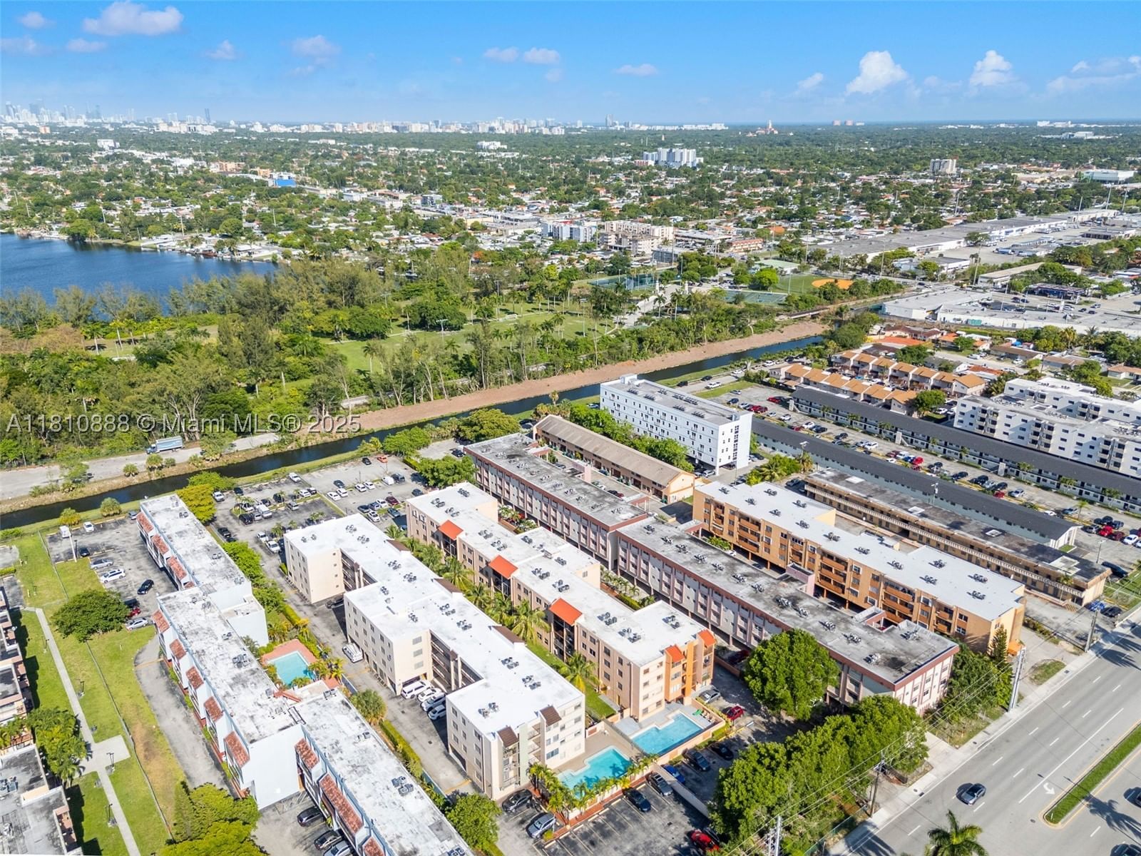 Real estate property located at 325 72nd Ave #301, Miami-dade, Milam Condo South, Miami, FL