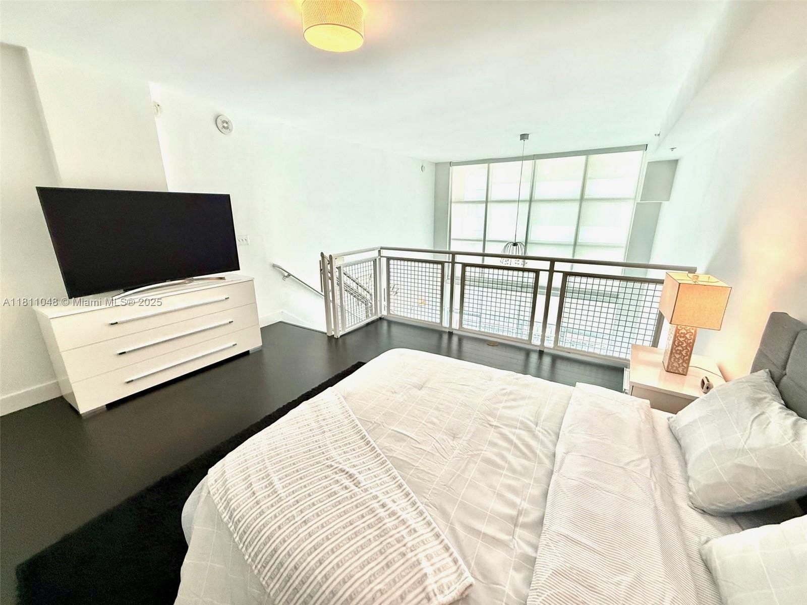 Real estate property located at 253 2nd St #625, Miami-dade, Vizcayne South Condo, Miami, FL