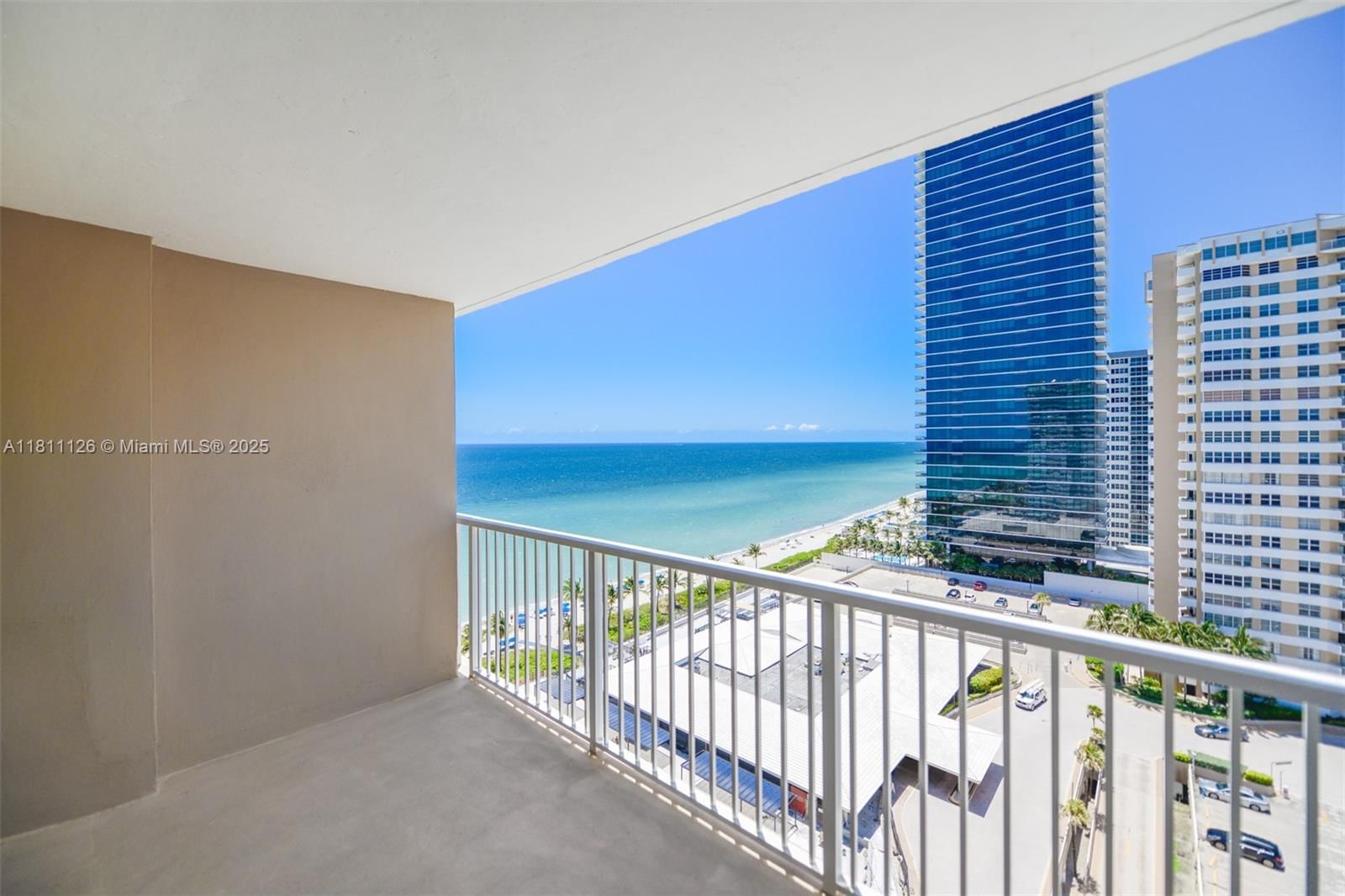 Real estate property located at 1950 Ocean Dr #14G, Broward, Hemispheres Condo, Hallandale Beach, FL