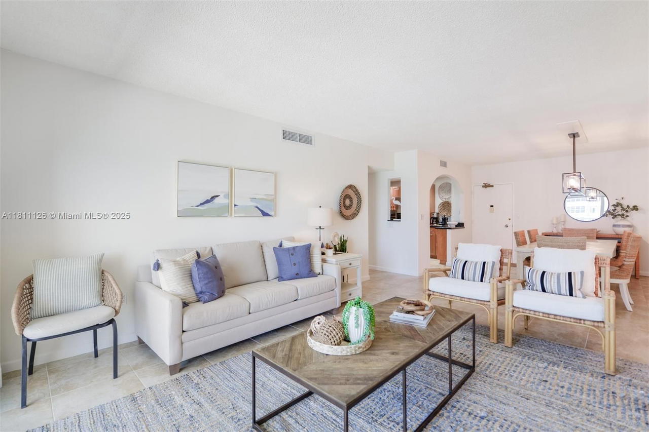 Real estate property located at 1950 Ocean Dr #14G, Broward, Hemispheres Condo, Hallandale Beach, FL