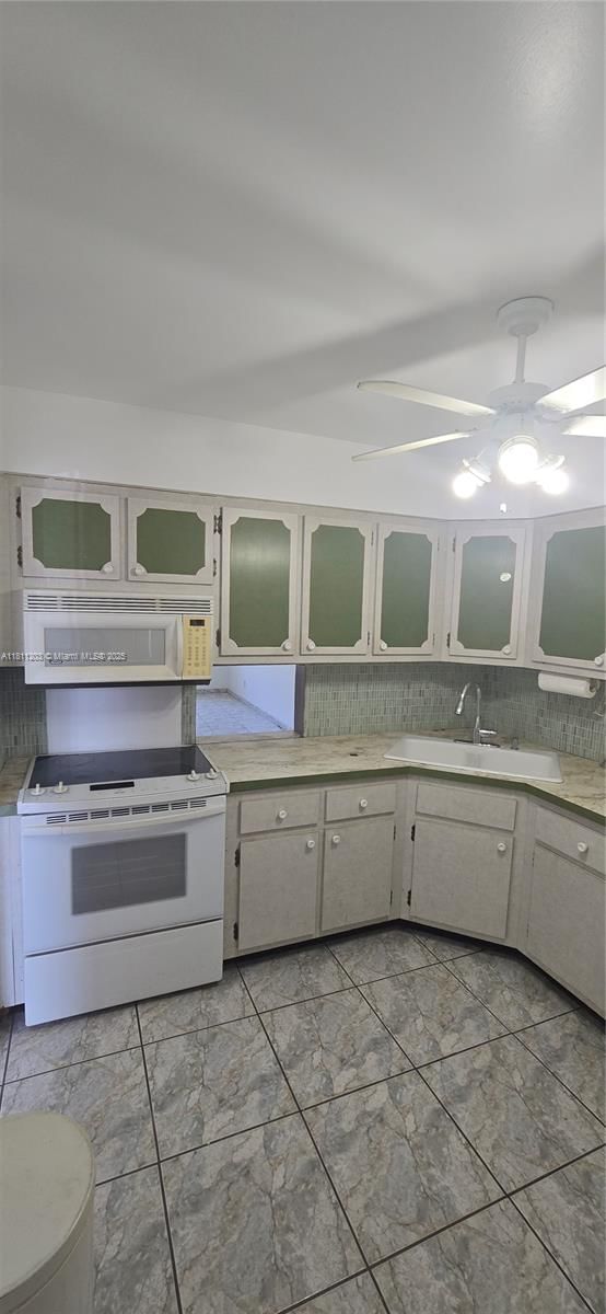 Real estate property located at 1400 191st St #225, Miami-dade, Fourth Horizons Condo, Miami, FL