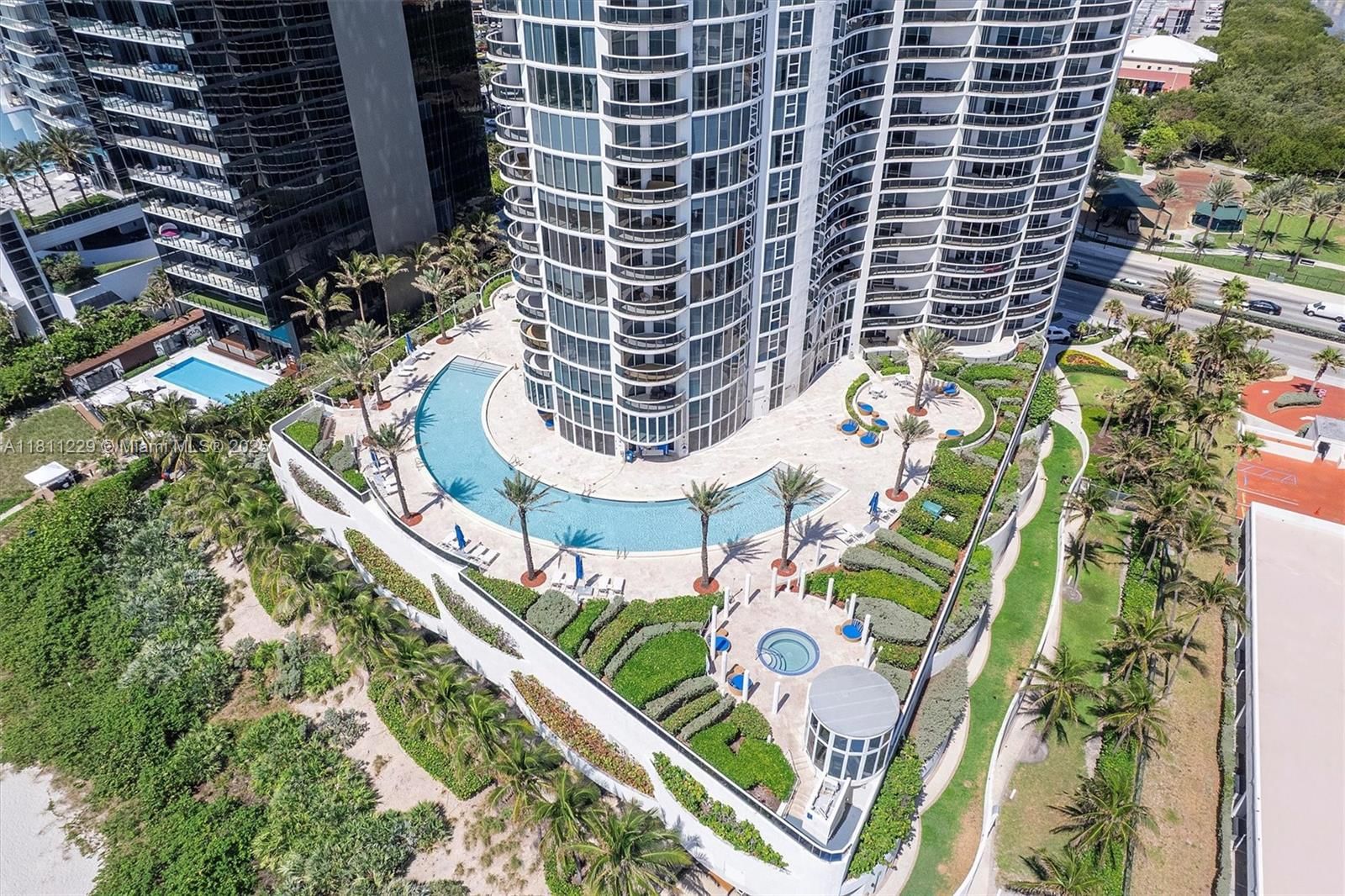 Real estate property located at 17201 Collins Ave #1205, Miami-dade, Ocean Four Condo, Sunny Isles Beach, FL