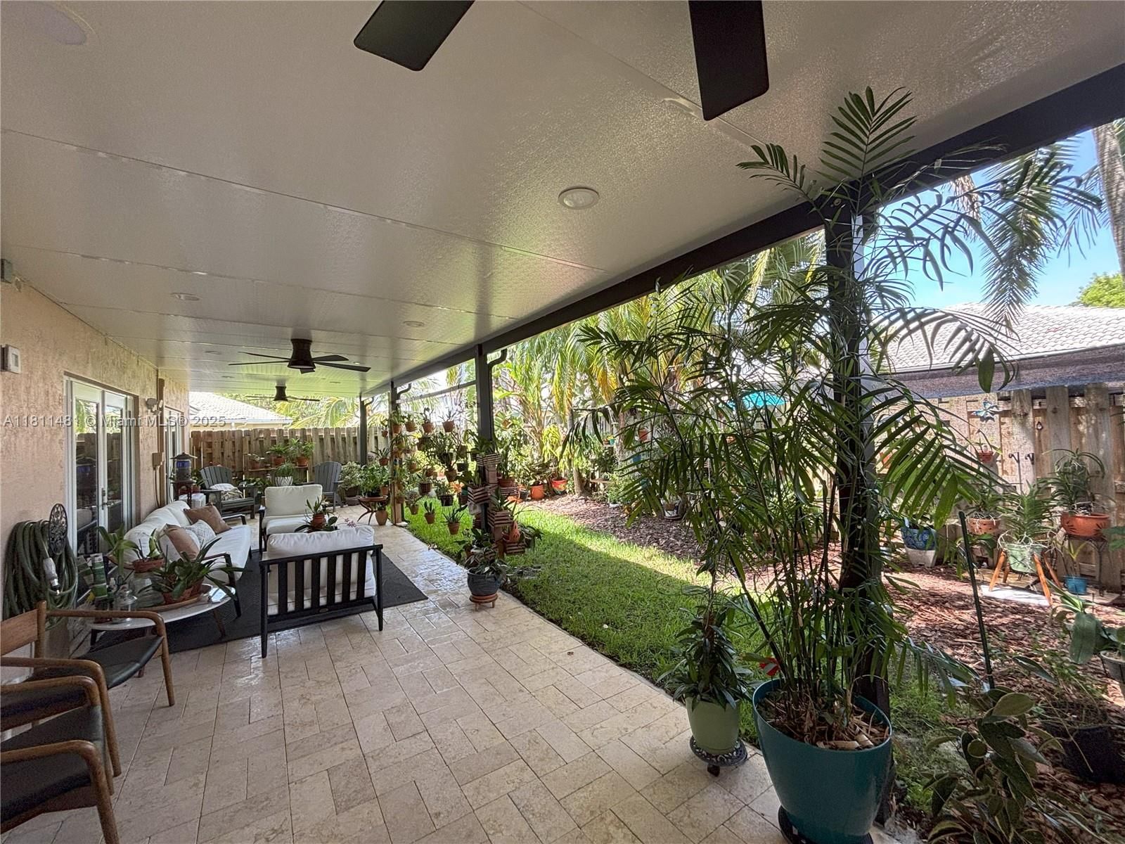 Real estate property located at 13858 155 CT, Miami-dade, Oak Creek North, Miami, FL
