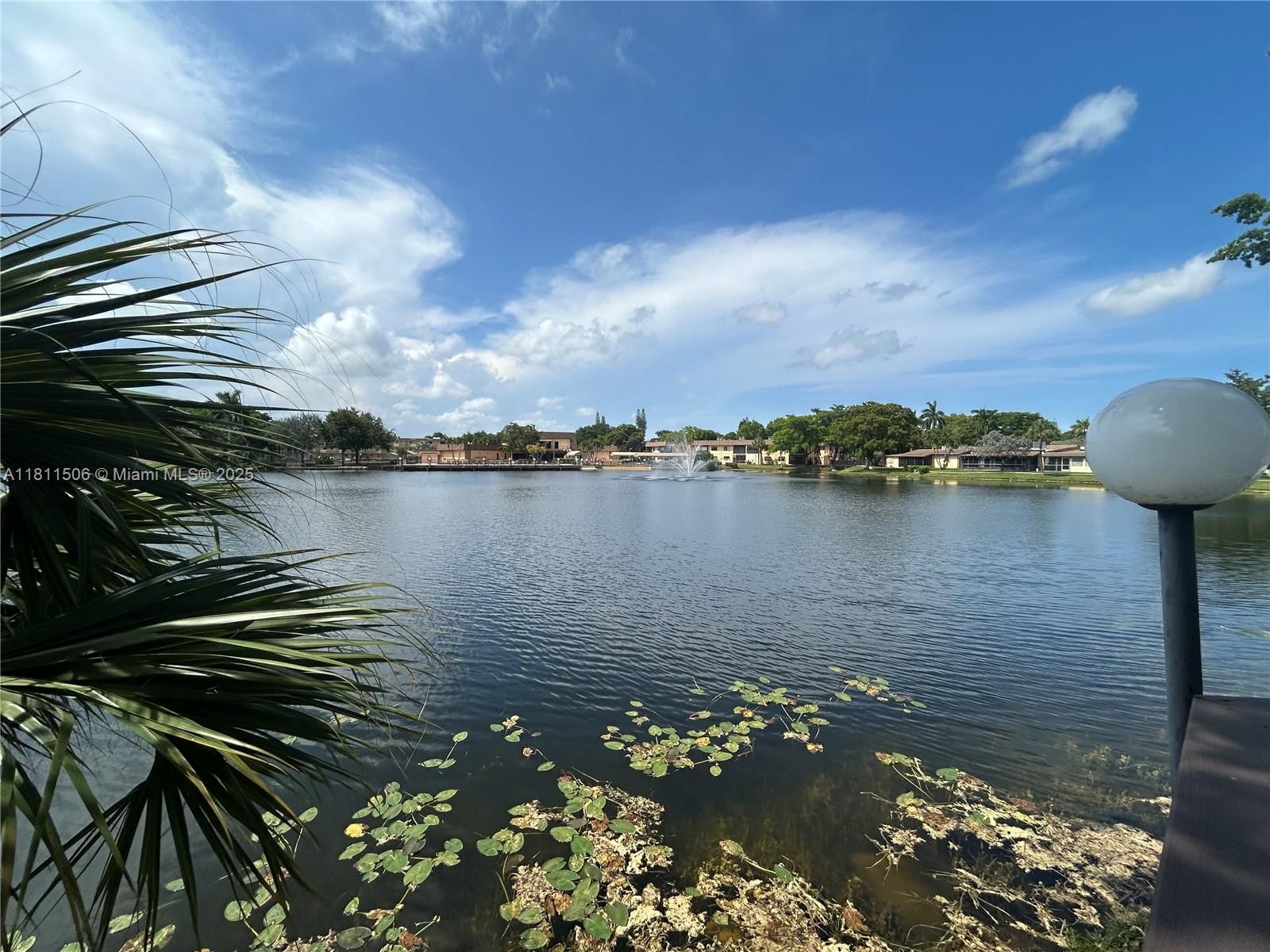 Real estate property located at 322 Briarwood Cir #1-17, Broward, Villas At Carriage Hills, Hollywood, FL