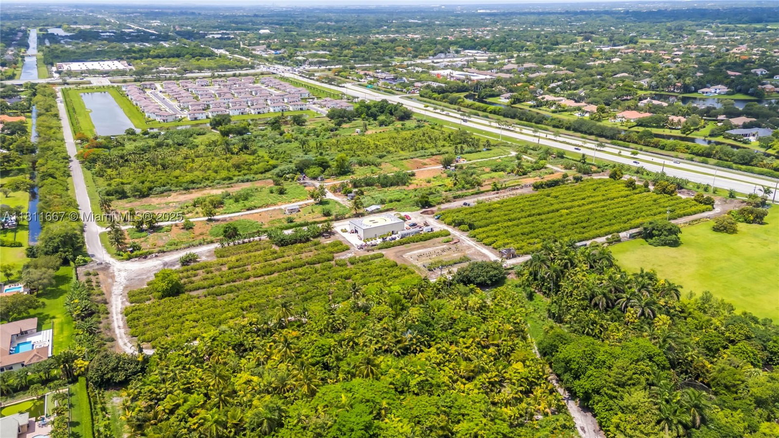 Real estate property located at 4077 121st Ter, Broward, Fla Fruit Lands Co Sub No, Davie, FL