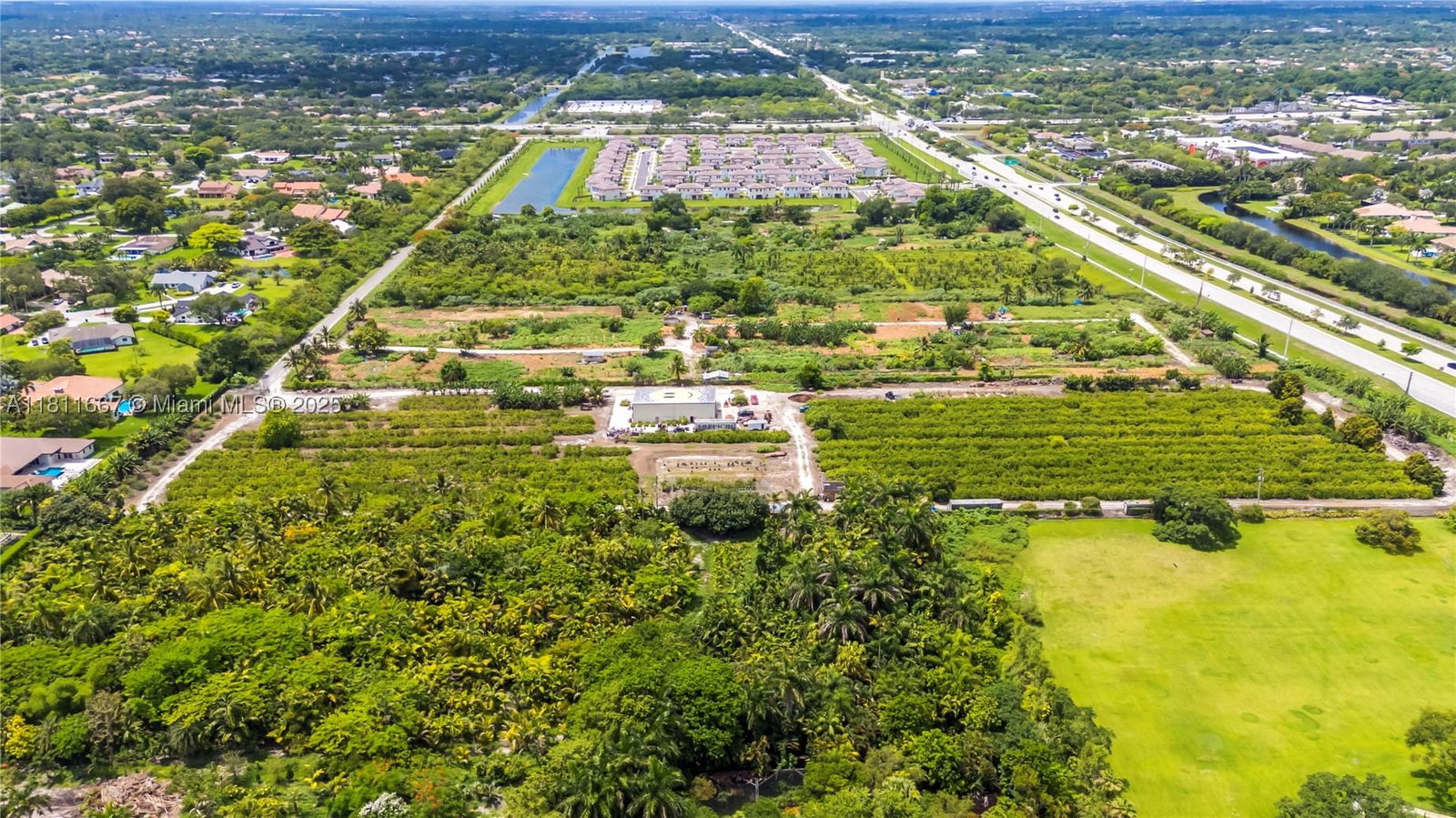 Real estate property located at 4077 121st Ter, Broward, Fla Fruit Lands Co Sub No, Davie, FL