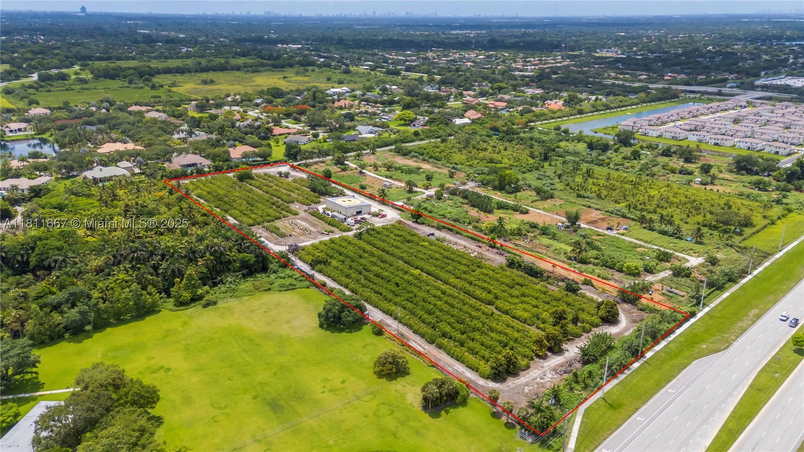 Real estate property located at 4077 121st Ter, Broward, Fla Fruit Lands Co Sub No, Davie, FL