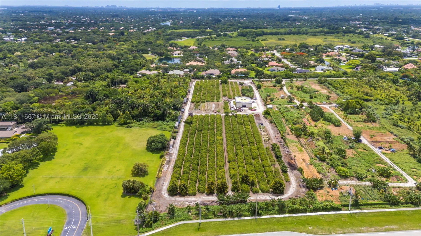 Real estate property located at 4077 121st Ter, Broward, Fla Fruit Lands Co Sub No, Davie, FL