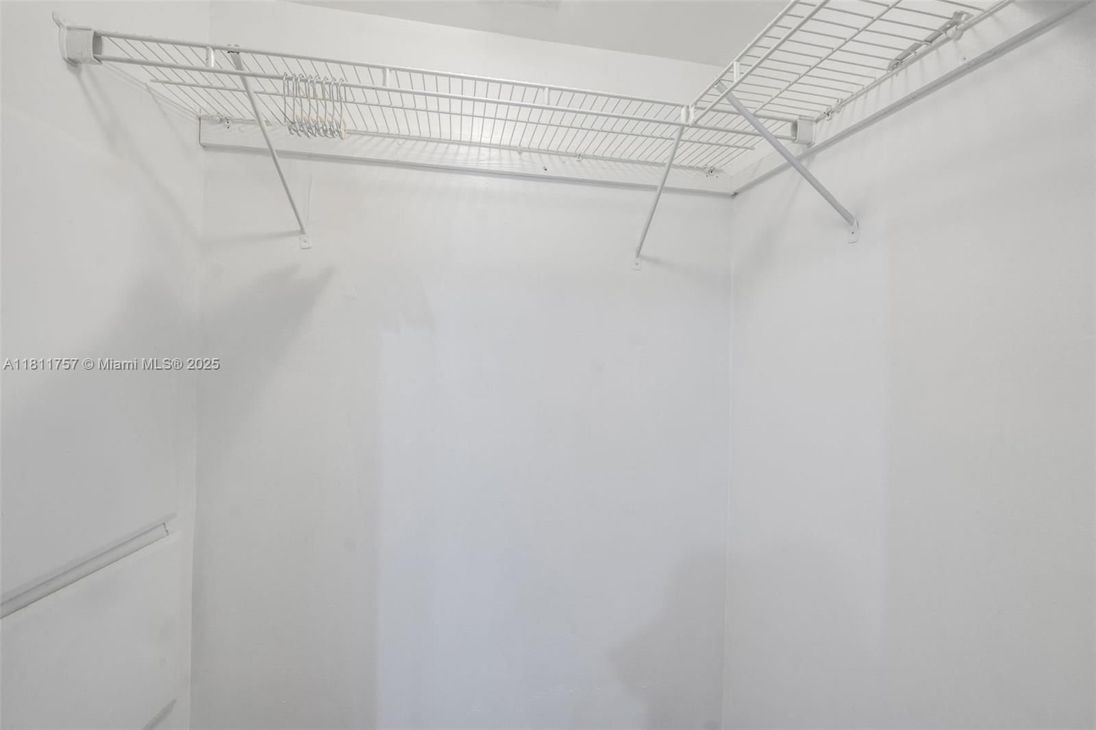 Real estate property located at 1750 Bayshore Dr #1407, Miami-dade, Opera Tower Condo, Miami, FL