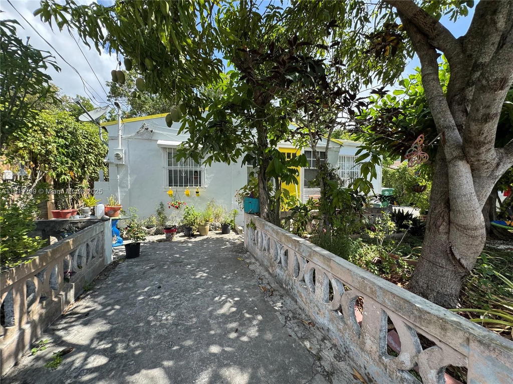 Real estate property located at 151 64th St, Miami-dade, Edison Heights Sec B, Miami, FL