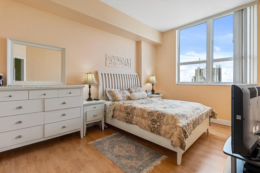Real estate property located at 133 2nd Ave #2513, Miami-dade, The Loft Downtown Ii Cond, Miami, FL