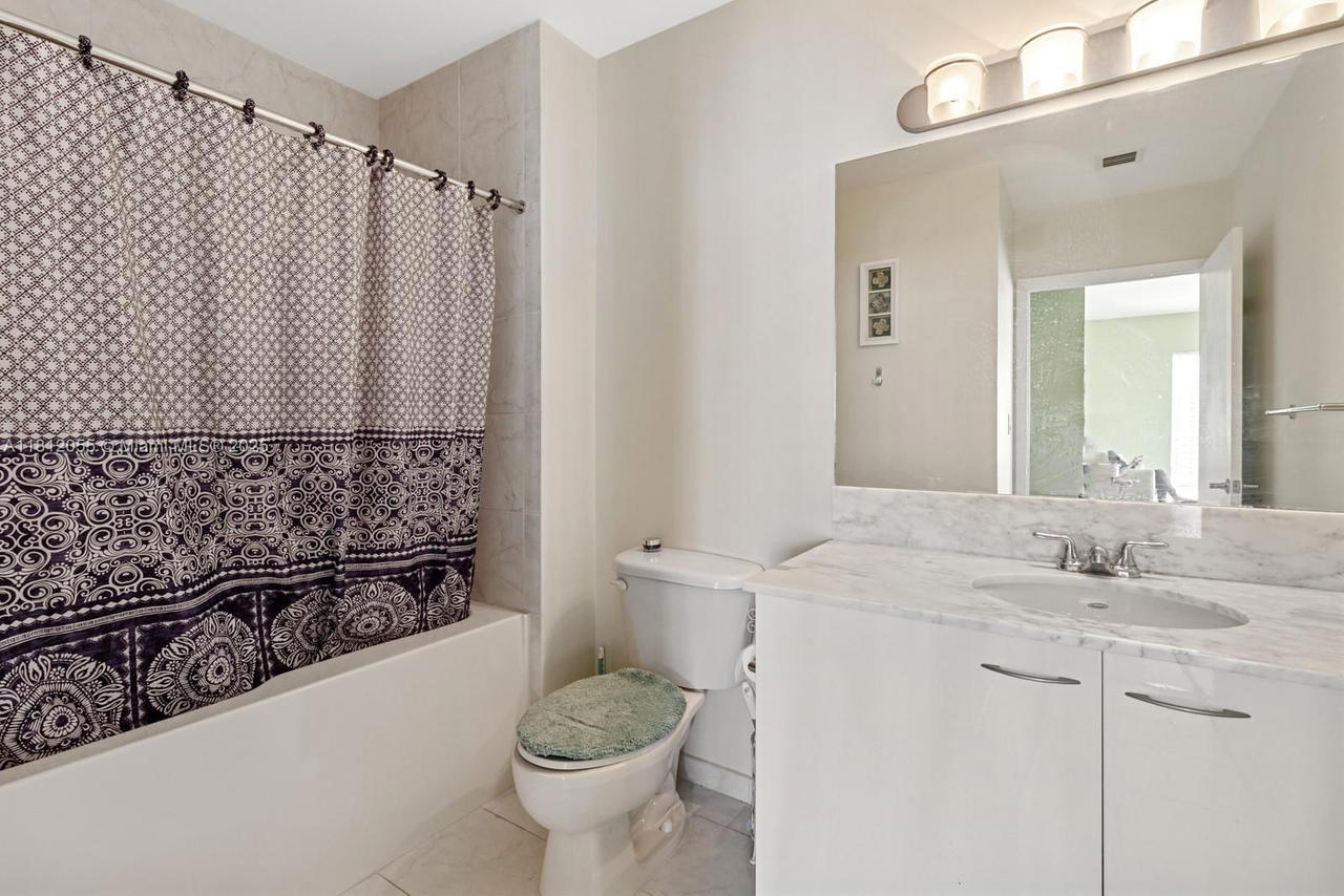 Real estate property located at 133 2nd Ave #2513, Miami-dade, The Loft Downtown Ii Cond, Miami, FL